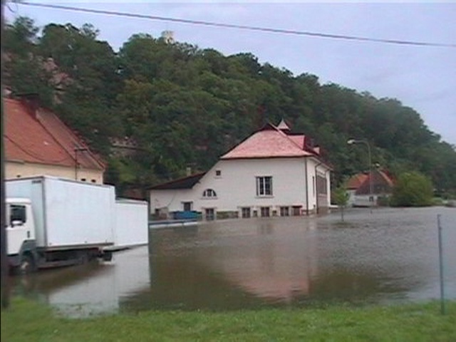 povoden-2002-bavorovice-2002-08-09-9.00-0061.jpg